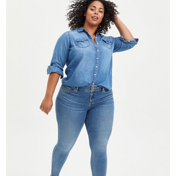 Torrid denim button up jeans - Picture 1 of 8